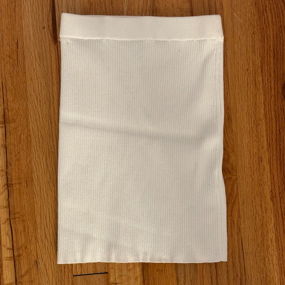 Aritzia White Reso Skirt NWOT Size 2XS - Picture 8 of 9